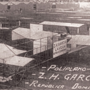 Poliplano construido por Zoilo Hermógenes